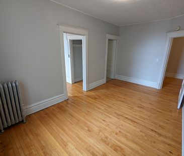 Moxam Court Apartments - Photo 4