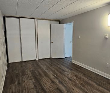For Lease - 53 Taunton Road Unit# 61, Oshawa, Ontario - Photo 6