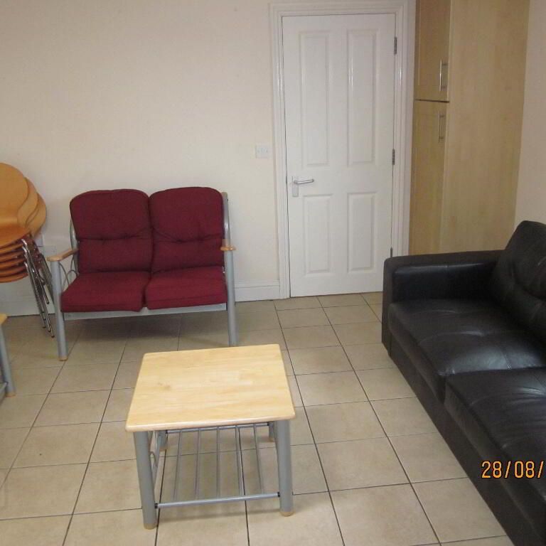 Unit 3, 88 Fitzroy Avenue, Belfast, BT7 1HX - Photo 1