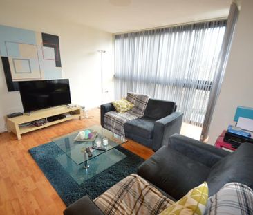 2 bedroom flat to rent - Photo 4