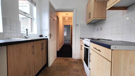 1 bedroom ground floor flat to rent - Photo 5