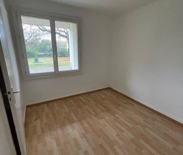 Location Appartement 4 pièces 68m² VAULX EN VELIN 69120 - Photo 5