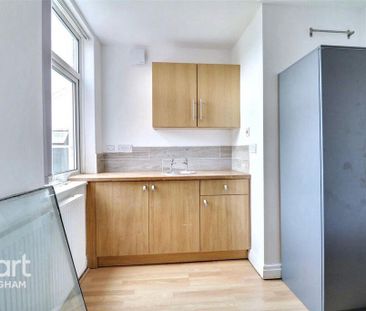 1 bedroom coach house to rent - Photo 6