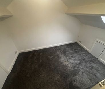 2 bed Terraced - To Let - Photo 6