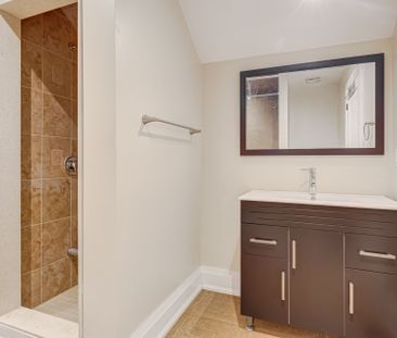 For Lease - 14 Rotherham Avenue Unit# Upper 2 Levels, Toronto, Ontario - Photo 6