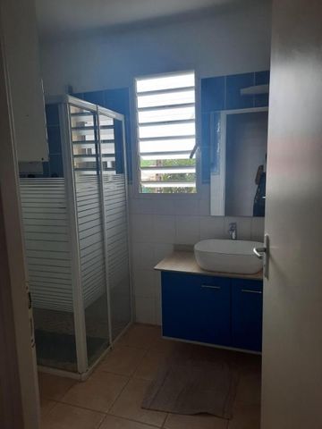 Location Appartement 82m² 3 pièces Fort de france - Photo 4