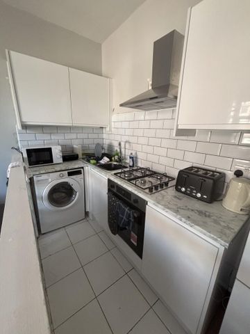 9 Lumley Walk, Leeds, LS4 2NR - Photo 5