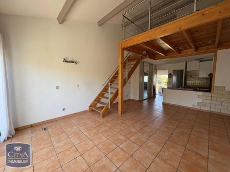 Appartement à louer 4 pièces 68.96m² - Photo 2