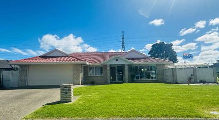 Elegant Living Awaits at 49 Longford Park Drive - Photo 2