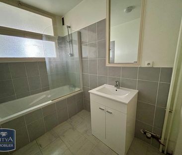 Location Appartement 2 pièces 52m² ALENCON 61000 - Photo 3