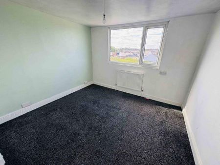 4 bedroom bungalow to rent - Photo 4