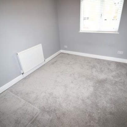 2 bedroom property to rent in Bolton - Photo 1