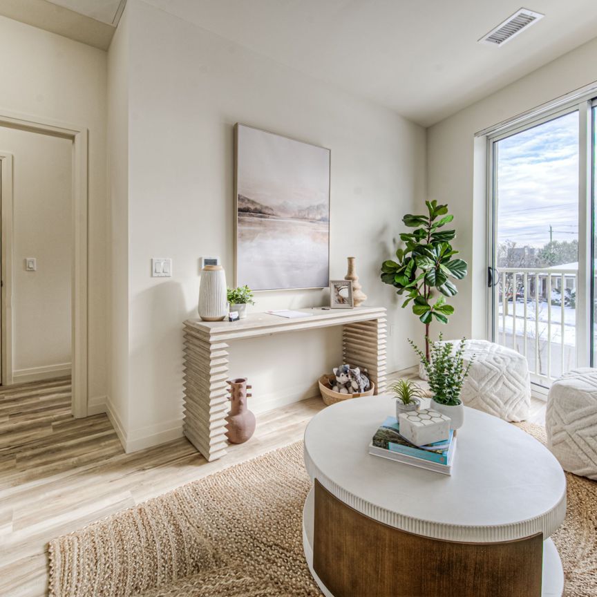 For Lease - 301 Westmount Road Unit# 205, Kitchener, Ontario - Photo 1