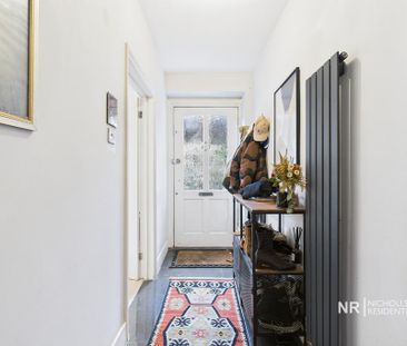 2 bedroom ground floor flat to rent - Photo 5