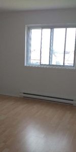 POINTE AUX TREMBRES 4 1/2 LIBRE 1ER JANVIER 2026 - Photo 3