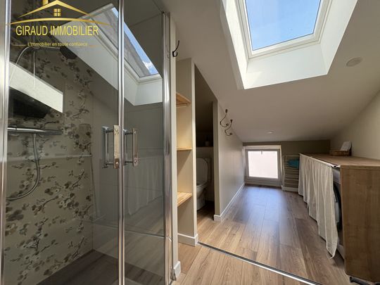 Location Appartement 3 pièces 49m² CHARLIEU 42190 - Photo 1