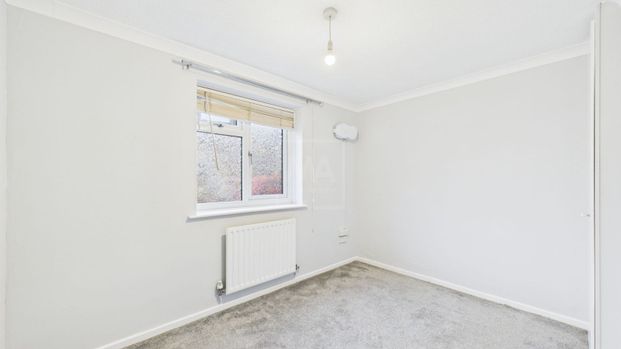 London Road, Stockton Heath, WA4 - Photo 1