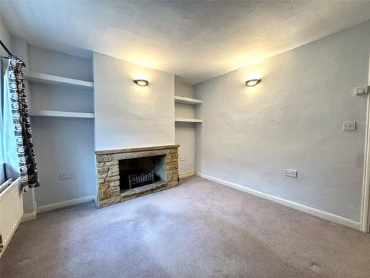 2 bedroom terraced house to rent - Photo 1