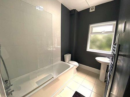 St Thomas Hill, Canterbury, CT2 - Photo 5