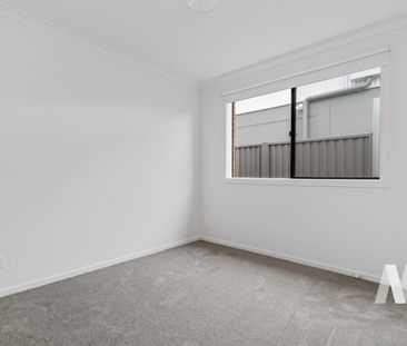 Coming Soon!- Brand New House in the Heart of Pakenham - Photo 3