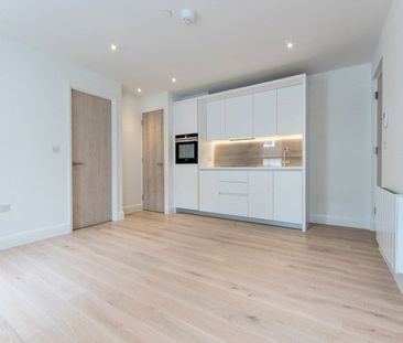 King Georges Walk, Esher, Surrey, KT10 - Photo 4