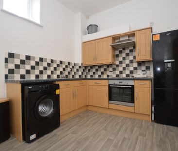 2 Bedroom Apartment - Photo 5