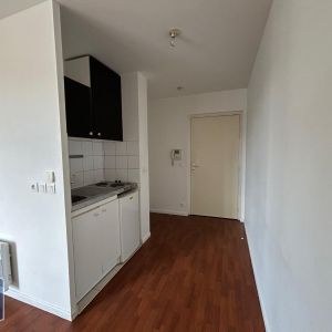 Location Appartement 1 pièce 23m² CORBEIL ESSONNES 91100 - Photo 2