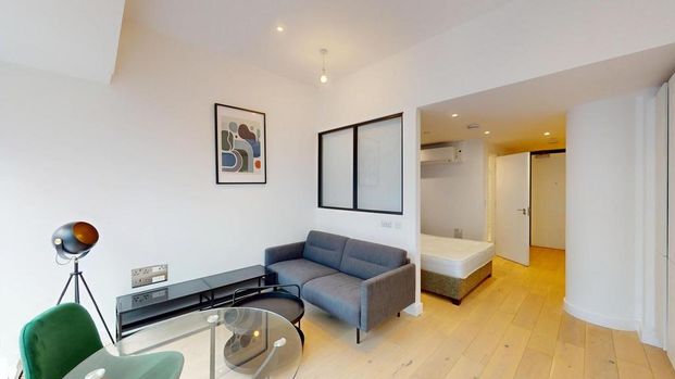 Studio to rent - Photo 1