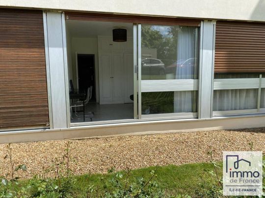 Location appartement chambre 1 pièce 19 m² à Rocquencourt (78150) Pre Vert - Photo 1