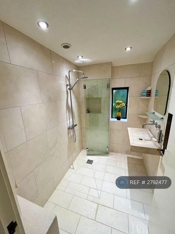 2 bedroom semi-detached house to rent - Photo 4