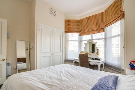 1 bedroom ground floor flat to rent - Photo 5