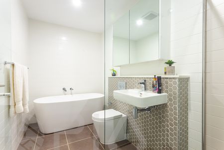 517/1 James Street Carlingford - Photo 2