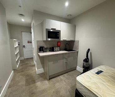 1 bedroom property to rent - Photo 4