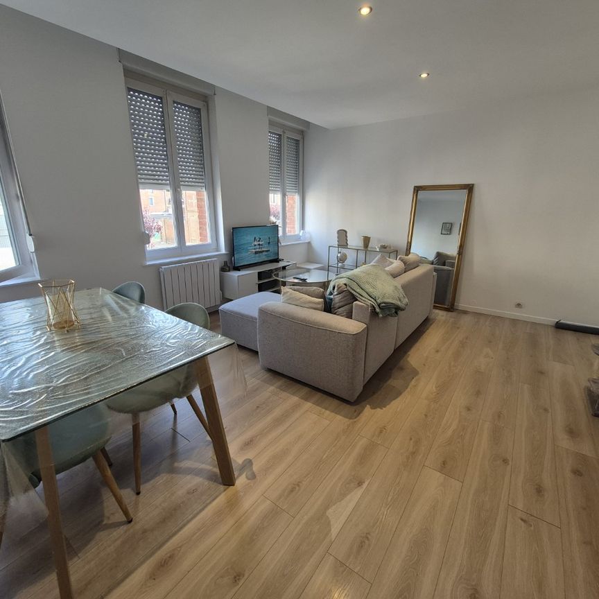 Location Appartement 2 pièces 52m² CAMBRAI 59400 - Photo 1