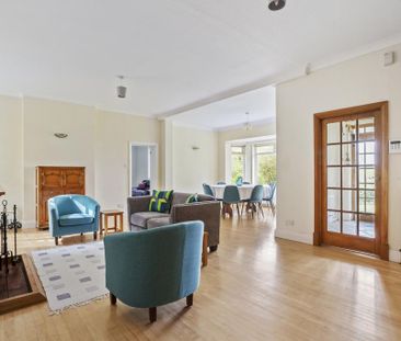 5 bedroom detached house to rent - Photo 1