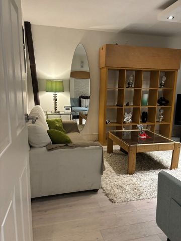 2 Bed Flat, Ravensmede Way, W4 - Photo 2