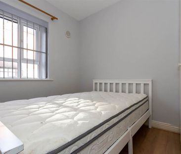Apartment 87, Trinity Square, Townsend Street, Dublin 2, County Dublin - Photo 2