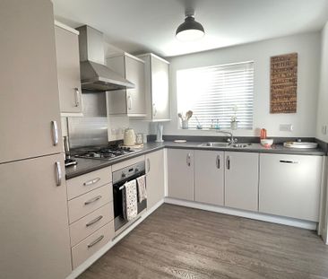 3 bedroom detached to let - Photo 6