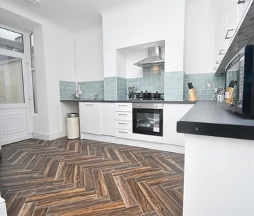 1 bed house share to rent in Lebanon Street, Burnley, BB10 - Photo 3