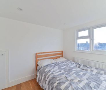 6 bedroom end of terrace house to rent - Photo 5