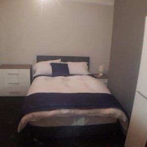 3 bedroom house share to rent - Photo 2