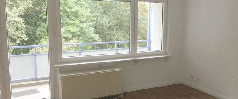 Klasse 2-Zimmer-Wohnung mit Balkon - Foto 1