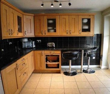 Wymondham, Milton Keynes, MK10 - Photo 2