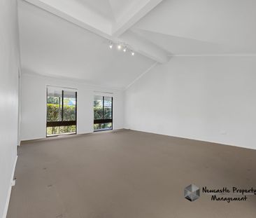 192 Aries Way, Elermore Vale - Photo 1