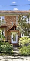 1 room apartment of 63m² in Montreal - Photo 2