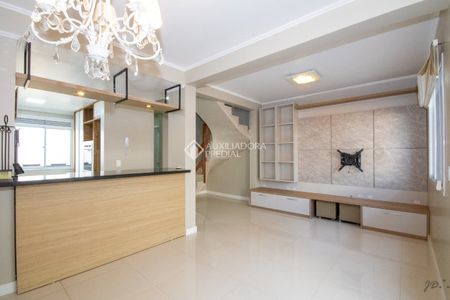 Casa em Condomínio com 3 quartos e 165m² para alugar em Moinhos de Vento, Canoas. - Foto 2