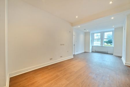 Elmers End Road, London, SE20 - Photo 3