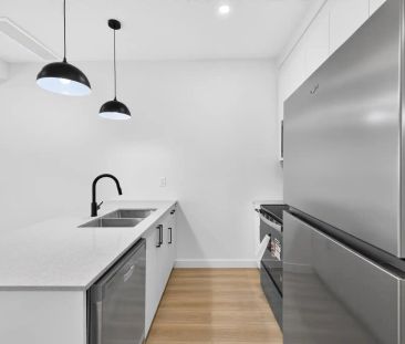 SF354 - 11306 123 Street - Inglewood 9 Plex — 1 Bed 1 Bath - Photo 6