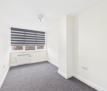 2 bedroom Maisonette in Frimley High Street, Camberley - Photo 1
