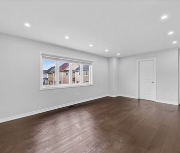For Lease - 10 Gusul Avenue, Clarington, Ontario - Photo 5